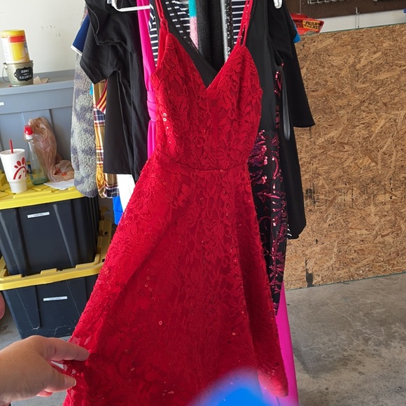 Res dress - Picture 3 of 4